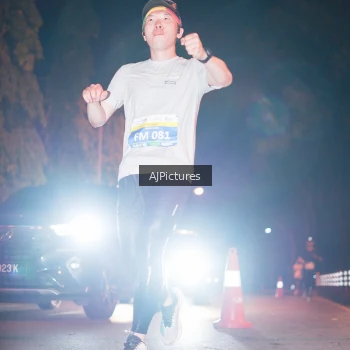 Runner Photo 3439166