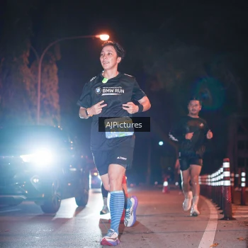 Runner Photo 3439172