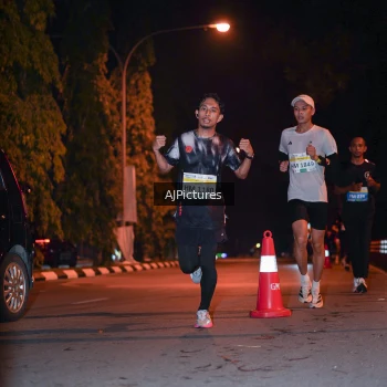 Runner Photo 3439188