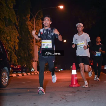 Runner Photo 3439189