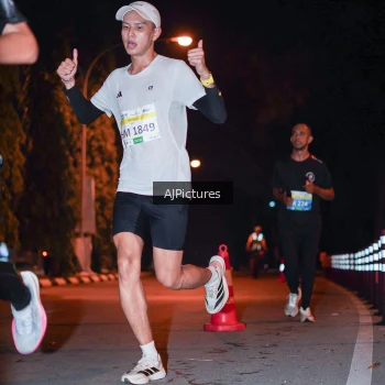 Runner Photo 3439194