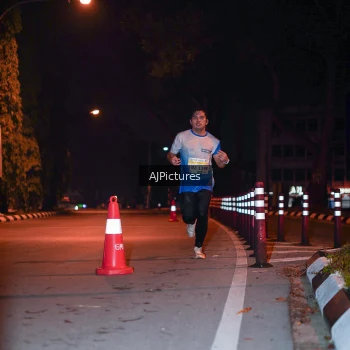Runner Photo 3439213