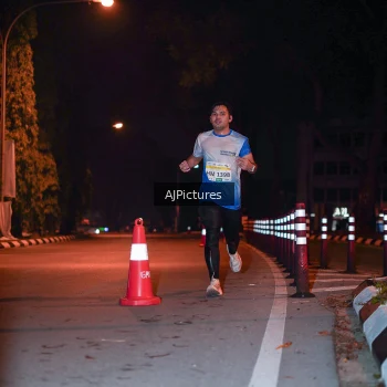Runner Photo 3439215