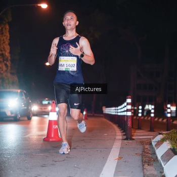 Runner Photo 3439217