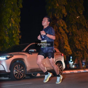 Runner Photo 3439218