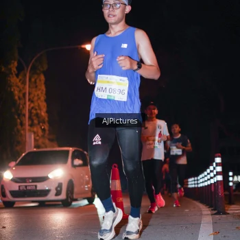 Runner Photo 3439233