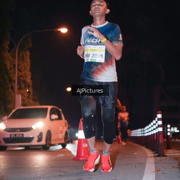 Runner Photo 3439234