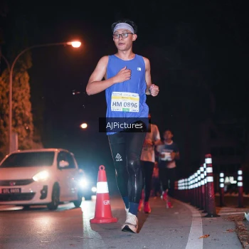 Runner Photo 3439235