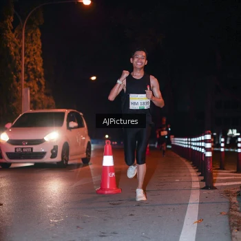 Runner Photo 3439237