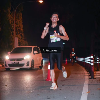 Runner Photo 3439238