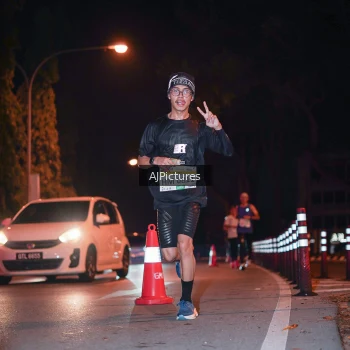 Runner Photo 3439239