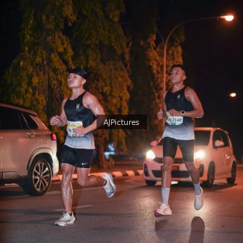 Runner Photo 3439240