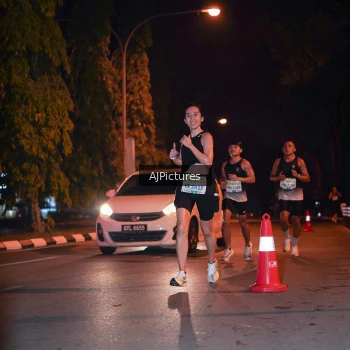 Runner Photo 3439242