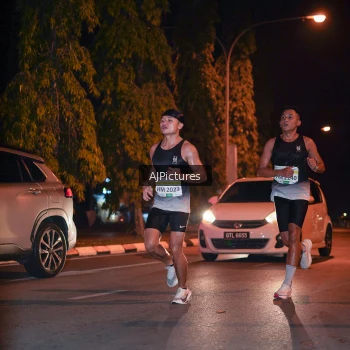 Runner Photo 3439244