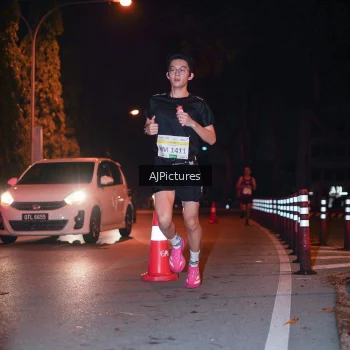 Runner Photo 3439252