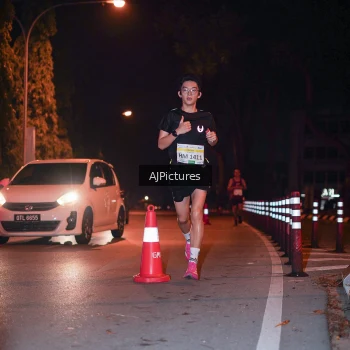 Runner Photo 3439254
