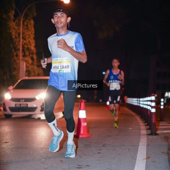 Runner Photo 3439256