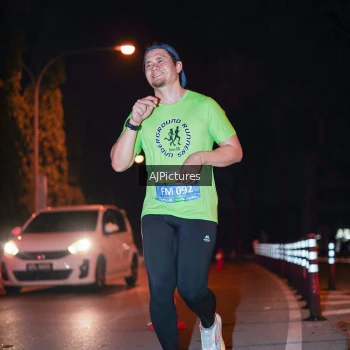 Runner Photo 3439259