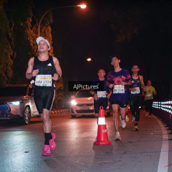 Runner Photo 3439264