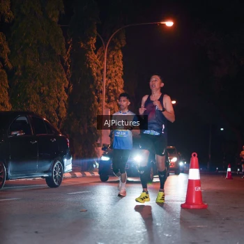 Runner Photo 3439284