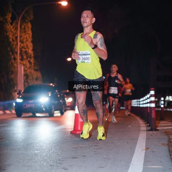 Runner Photo 3439290