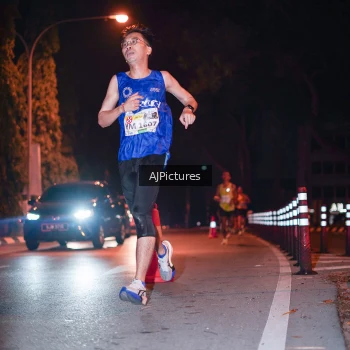 Runner Photo 3439291