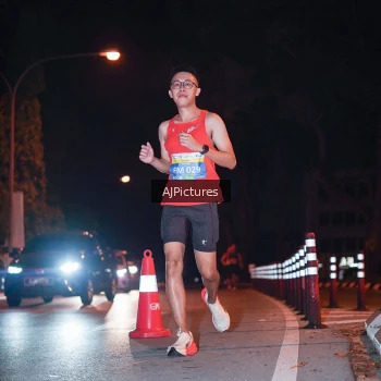 Runner Photo 3439296