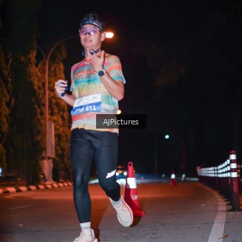 Runner Photo 3439300