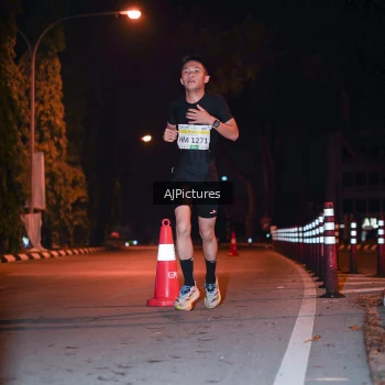 Runner Photo 3439303