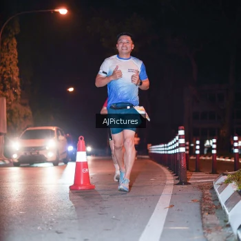 Runner Photo 3439313