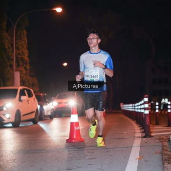Runner Photo 3439314