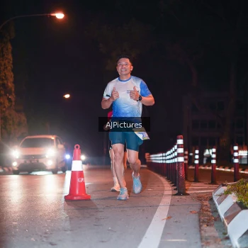 Runner Photo 3439316