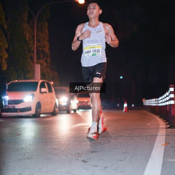 Runner Photo 3439327