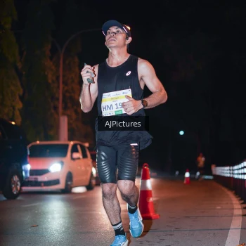 Runner Photo 3439332