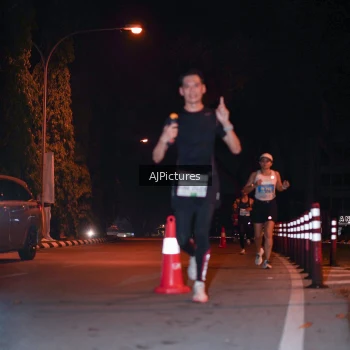 Runner Photo 3439342