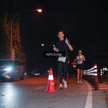 Runner Photo 3439344
