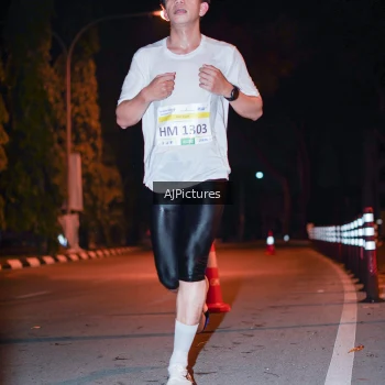 Runner Photo 3439352