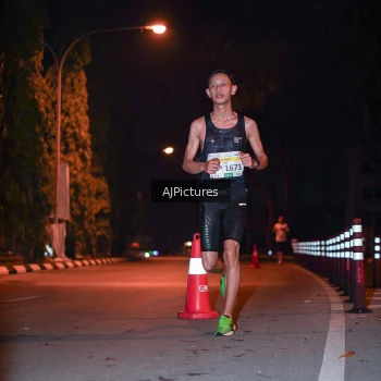 Runner Photo 3439353