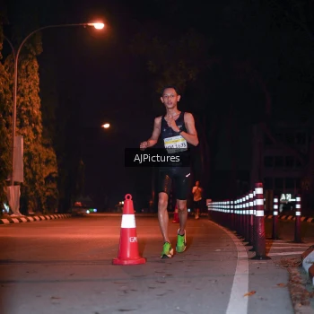 Runner Photo 3439354