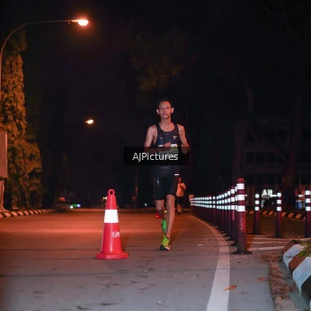 Runner Photo 3439357