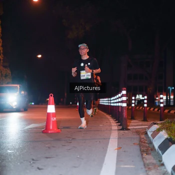 Runner Photo 3439358