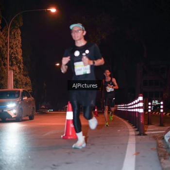 Runner Photo 3439363
