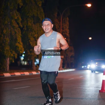 Runner Photo 3439369