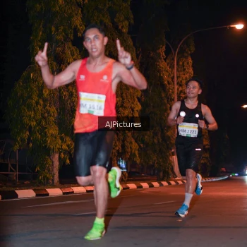 Runner Photo 3439371