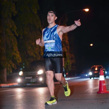Runner Photo 3439374
