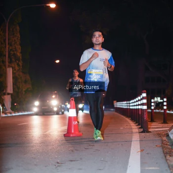 Runner Photo 3439376