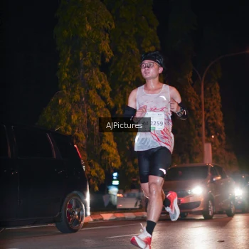 Runner Photo 3439379