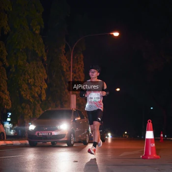 Runner Photo 3439382