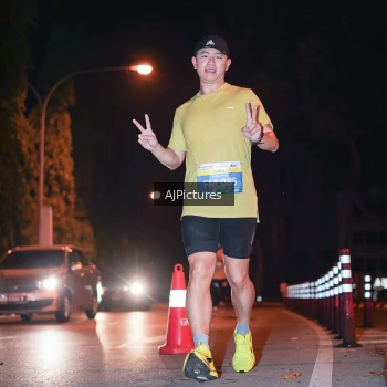Runner Photo 3439386