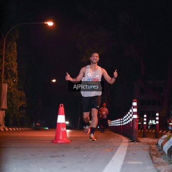 Runner Photo 3439404